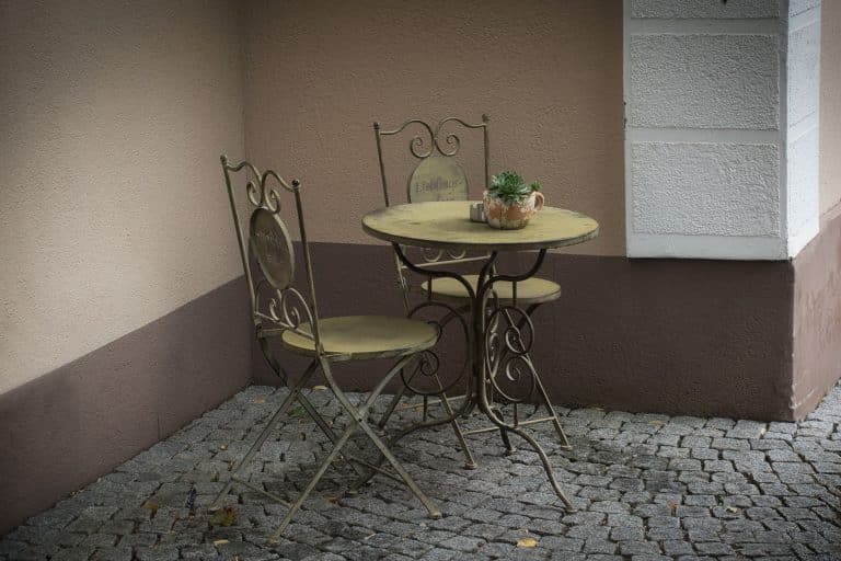 Choisir son mobilier de terrasse quand l'espace est compté